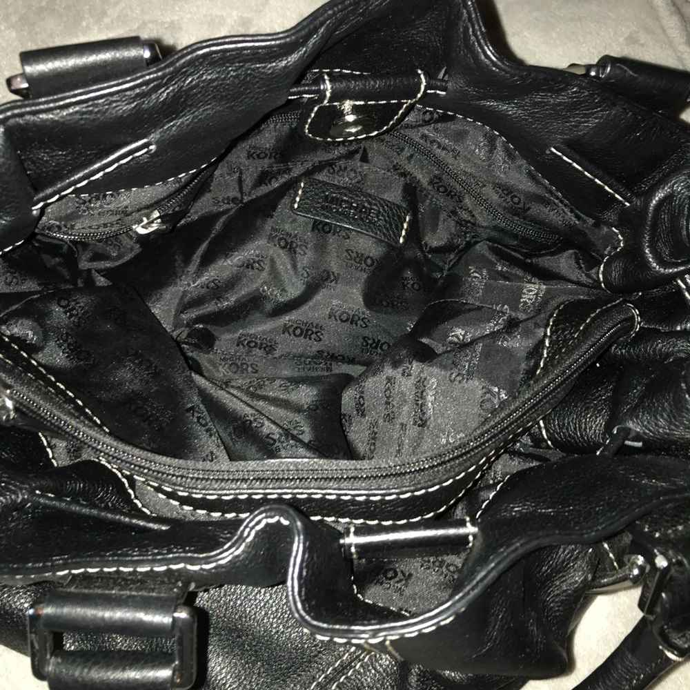 Purse - Picture 2 of 2